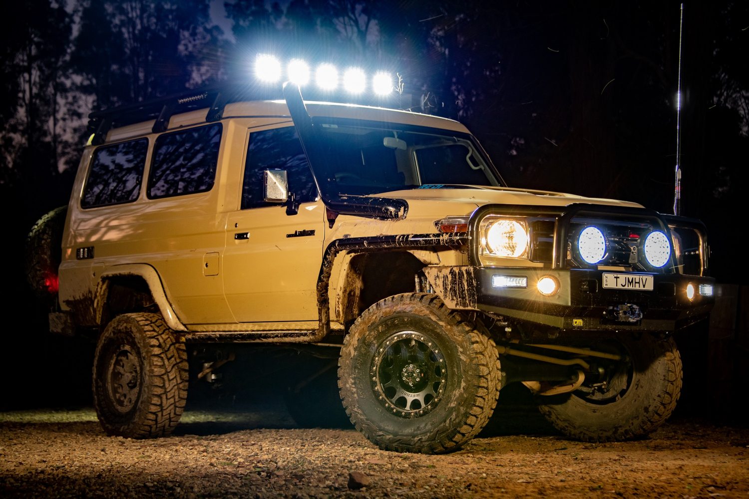 Redi Cruisers' Sandy Taupe Troopy | TJM Hunter Valley